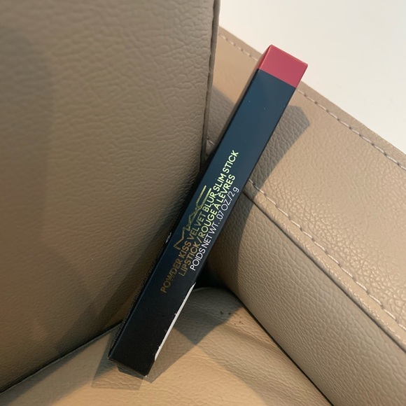 MAC Slim Lipstick - Picture 11 of 11